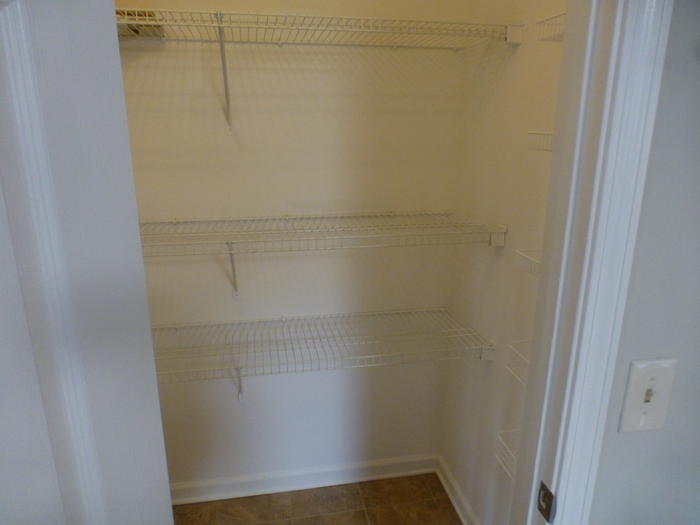 Walk in Pantry Listing photo 18